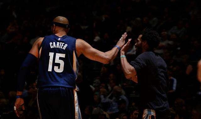 除夕，熠熠生辉的瞬间.